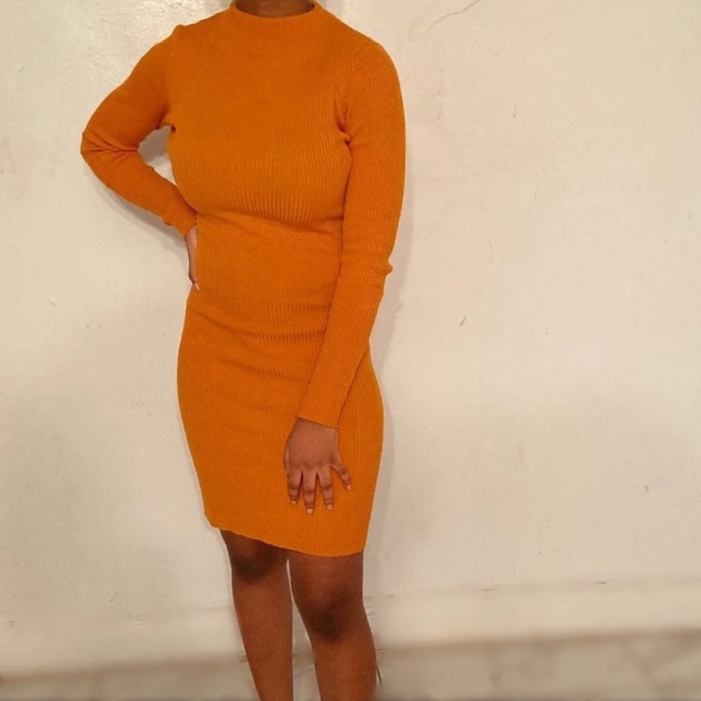 ❤️Bodycon Mock Neck Dress